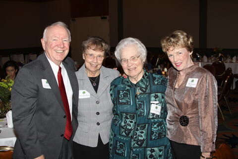Dr. Murry poses with guests at the 2009 SHINE fundraising event.